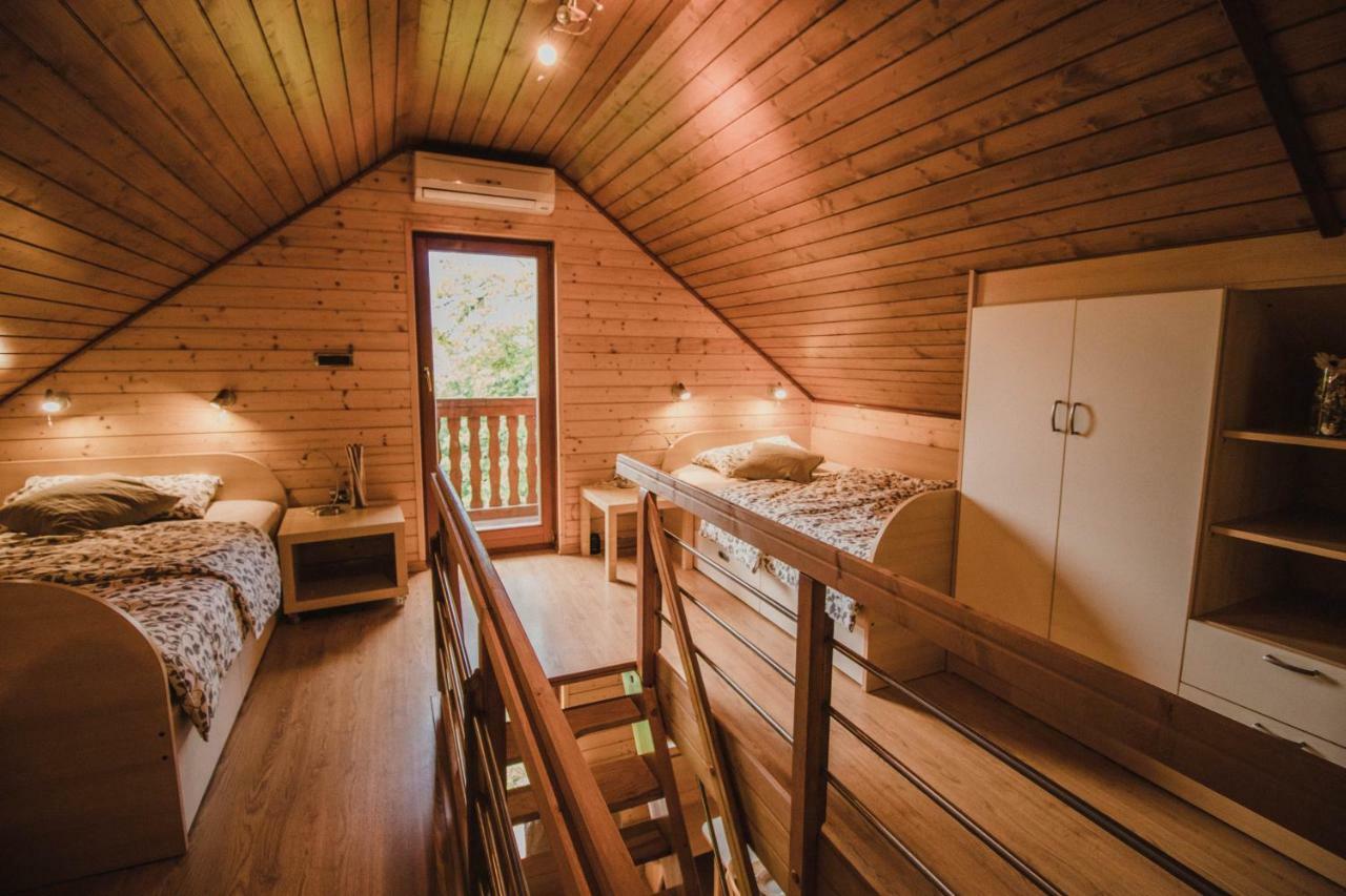 Lazec Country House Villa Pluznje Ngoại thất bức ảnh